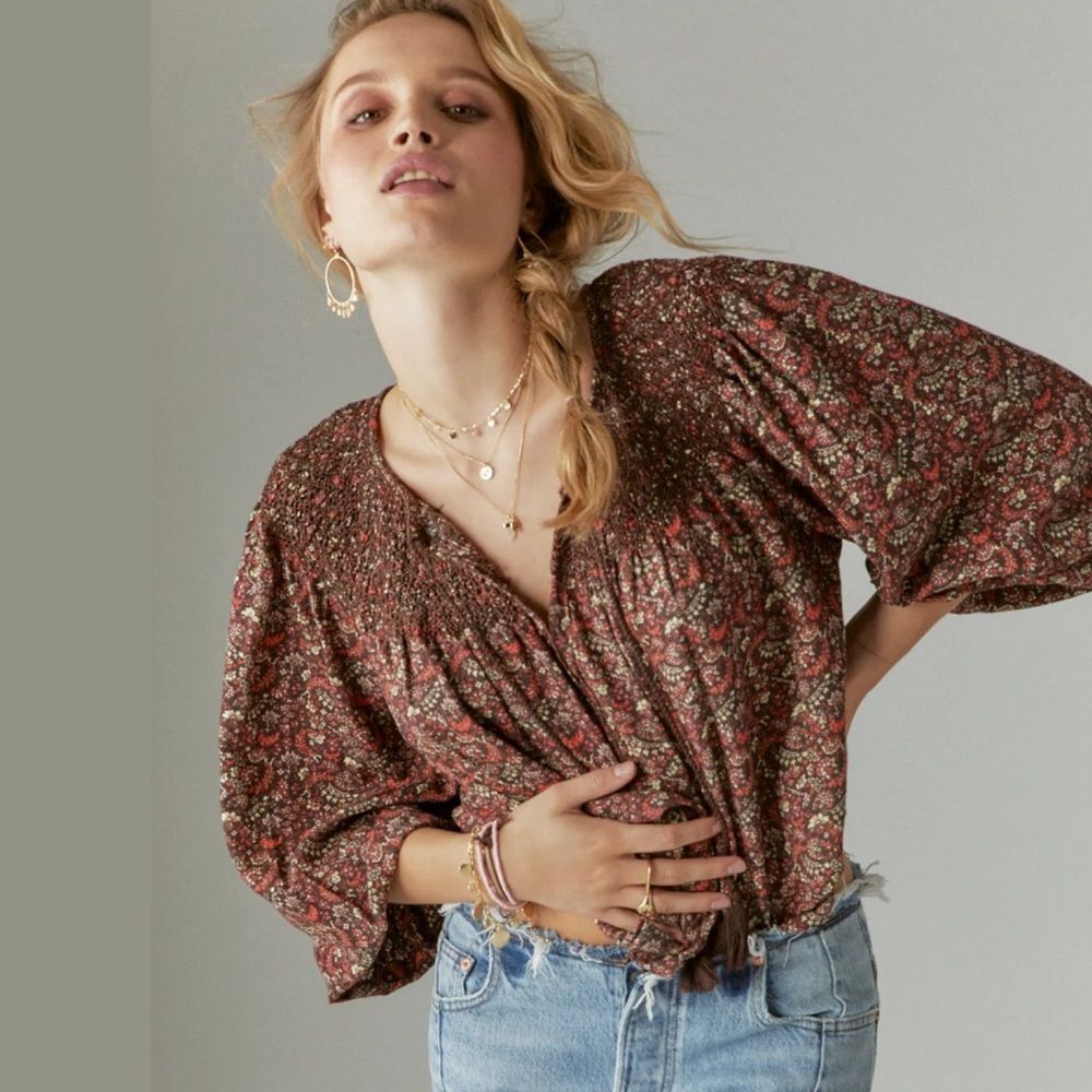 Lucky Brand Printed Smocked Boho Peasant Blouse in Brown Multi | XL